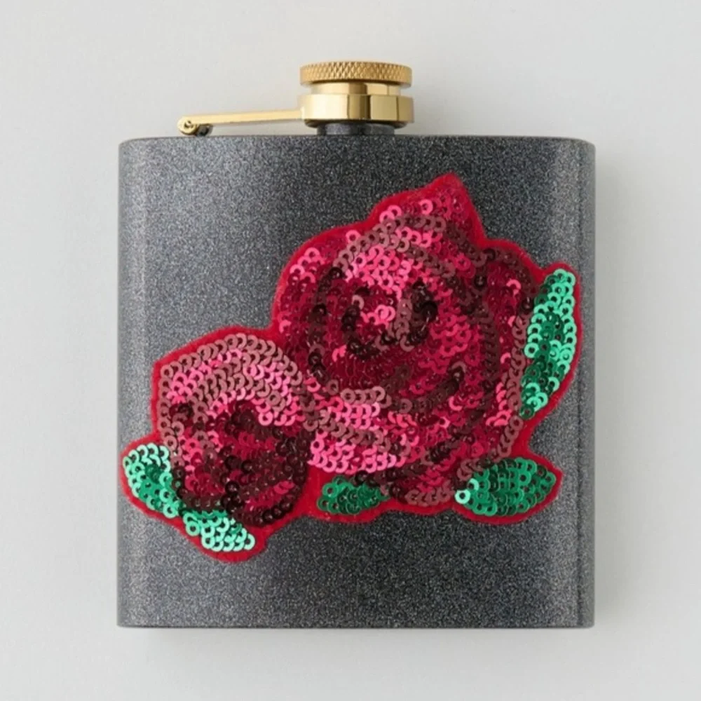 NEW FESTIVAL FLASK Sequin Rose Black